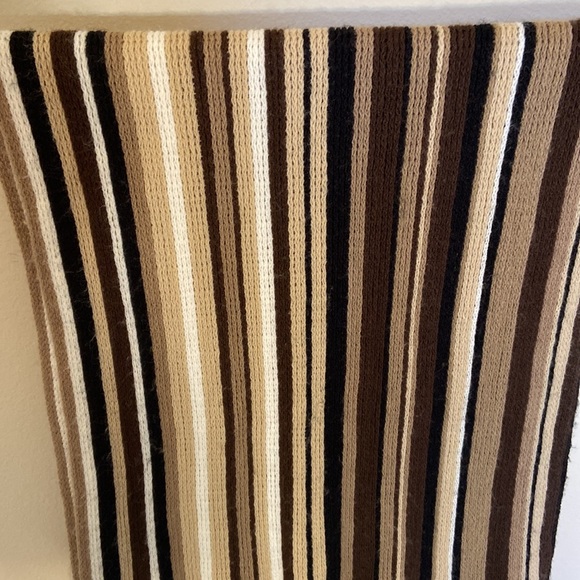 Scarf 73x10 - Picture 2 of 4